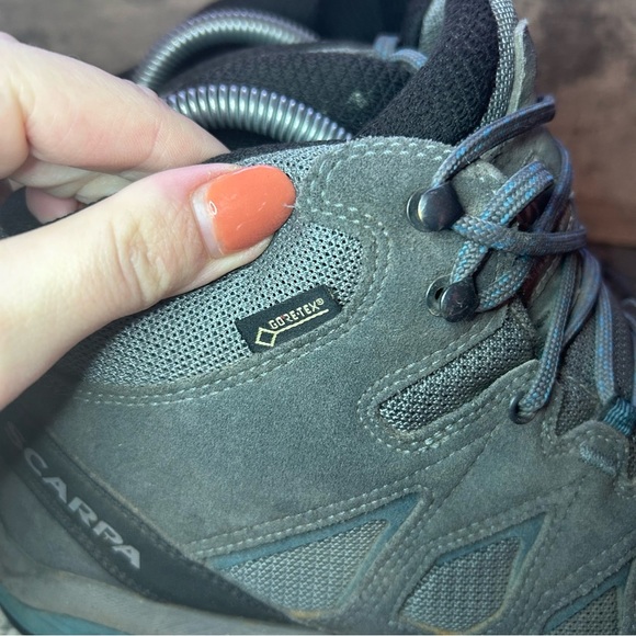 Scarpa Moraine Mid Goretex Boots 63054 Womens sz 10.5 Grey - Picture 6 of 8